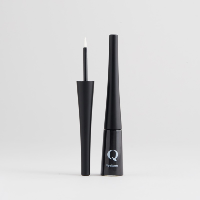 QStudio LQF eyeliner graphic